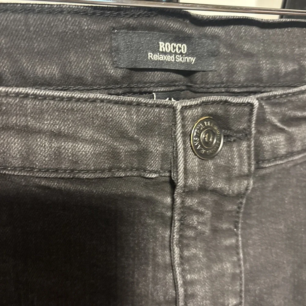 True Religion Jean Shorts Mens 38 Black Denim Rocco Relaxed Skinny Distress Fray